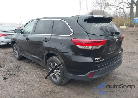 2017 Toyota Highlander Xle z USA, uszkodzony, nr VIN 5TDJZRFH2HS474987